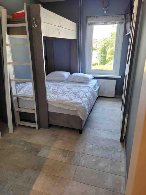 Voormalig Politiebureau Gebruik Welnesstuin Tegen Betaling Bed & Breakfast Ouddorp Ngoại thất bức ảnh