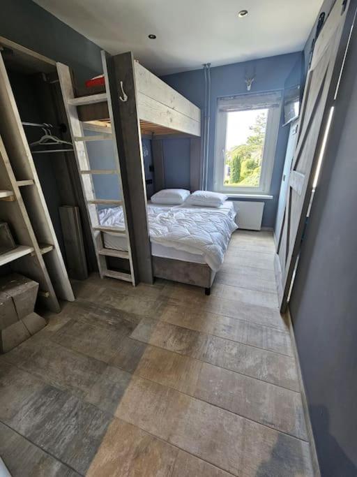 Voormalig Politiebureau Gebruik Welnesstuin Tegen Betaling Bed & Breakfast Ouddorp Ngoại thất bức ảnh